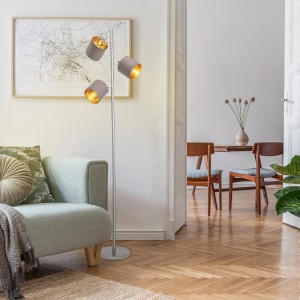 Näve Stehleuchte Maron, braune Design-Stehlampe mit goldfarbener Innenseite, 152,8 cm hoch.