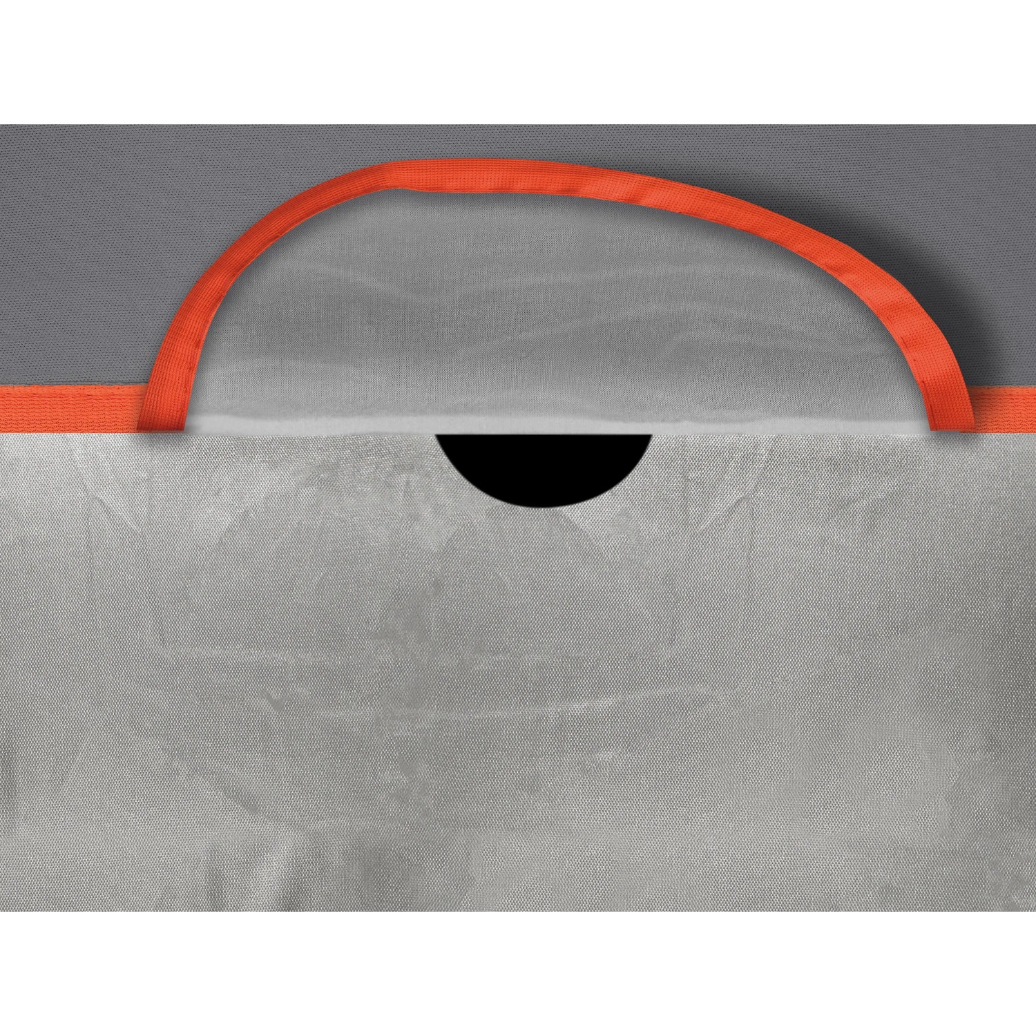 Detailansicht der Apa Hagelschutz Ganzgarage XXL mit Gummizug und Lüftungsloch.