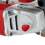 Detailaufnahme der Einhell Mauernutfräse TC-MA 1300 mit rotem Knopf und silbernem Gehäuse.