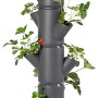Anthrazitfarbener Gusta Garden Erdbeerturm Sissy Strawberry mit Erdbeerpflanzen auf mehreren Etagen.