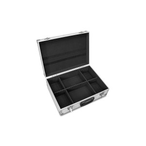 Offener, silberner Gorando Transportkoffer aus Aluminium mit Fächern für Werkzeuge.