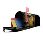 Schwarzer Banjado US Briefkasten mit buntem Buddha Motiv und geöffneter Klappe mit Briefen.