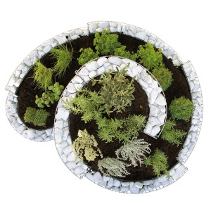 Bellissa Gabionen-Kräuterspirale Grünkraut, bepflanzt mit Kräutern, Ansicht von oben.