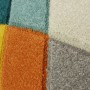 Nahaufnahme Flair Rugs Kinderteppich Rhumba. Mehrfarbiges, geometrisches Muster aus strapazierfähigem Polypropylen. Lebendige Farben.