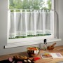 Weißes Schlaufenpanneau Lucinda von Neusser Collection, 45x140 cm, mit Bordüre am Fenster.