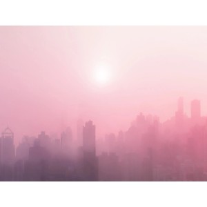 Komar Wandbild City Dusk (40x30 cm): Skyline im Nebel bei Sonnenaufgang, rosa-lila Töne.