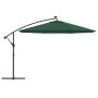Grüner Ampelschirm mit LED-Beleuchtung, stabilem Metall-Mast und Kreuzfuß. Ideal für Garten und Terrasse.