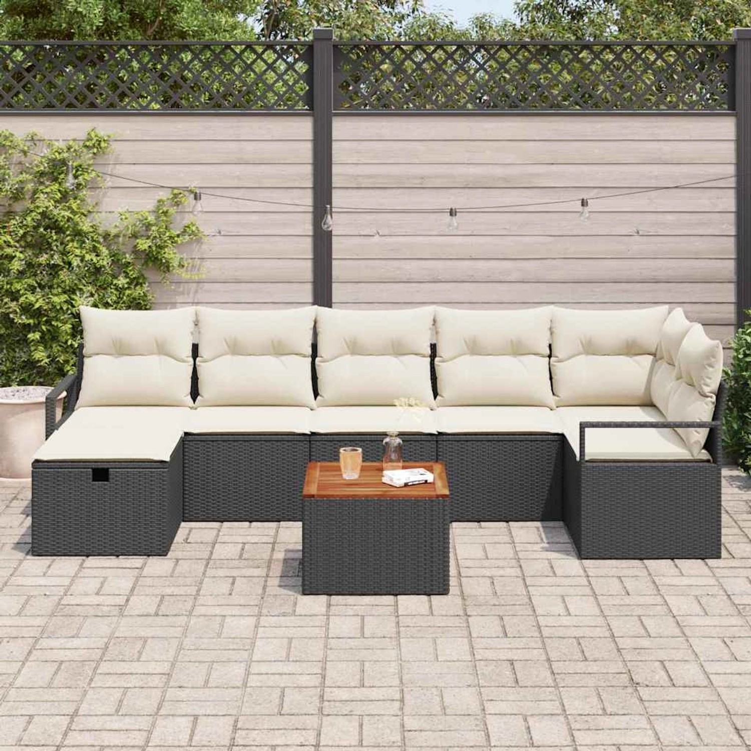 Schwarzes 8-tlg. vidaXL Garten-Sofa-Set aus Poly Rattan mit Kissen und Tisch.