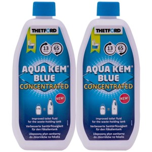 Zwei Thetford Aqua Kem Blue Konzentrat Flaschen (2x 0,78L) für Fäkalientankpflege im Camping & Wohnmobil.