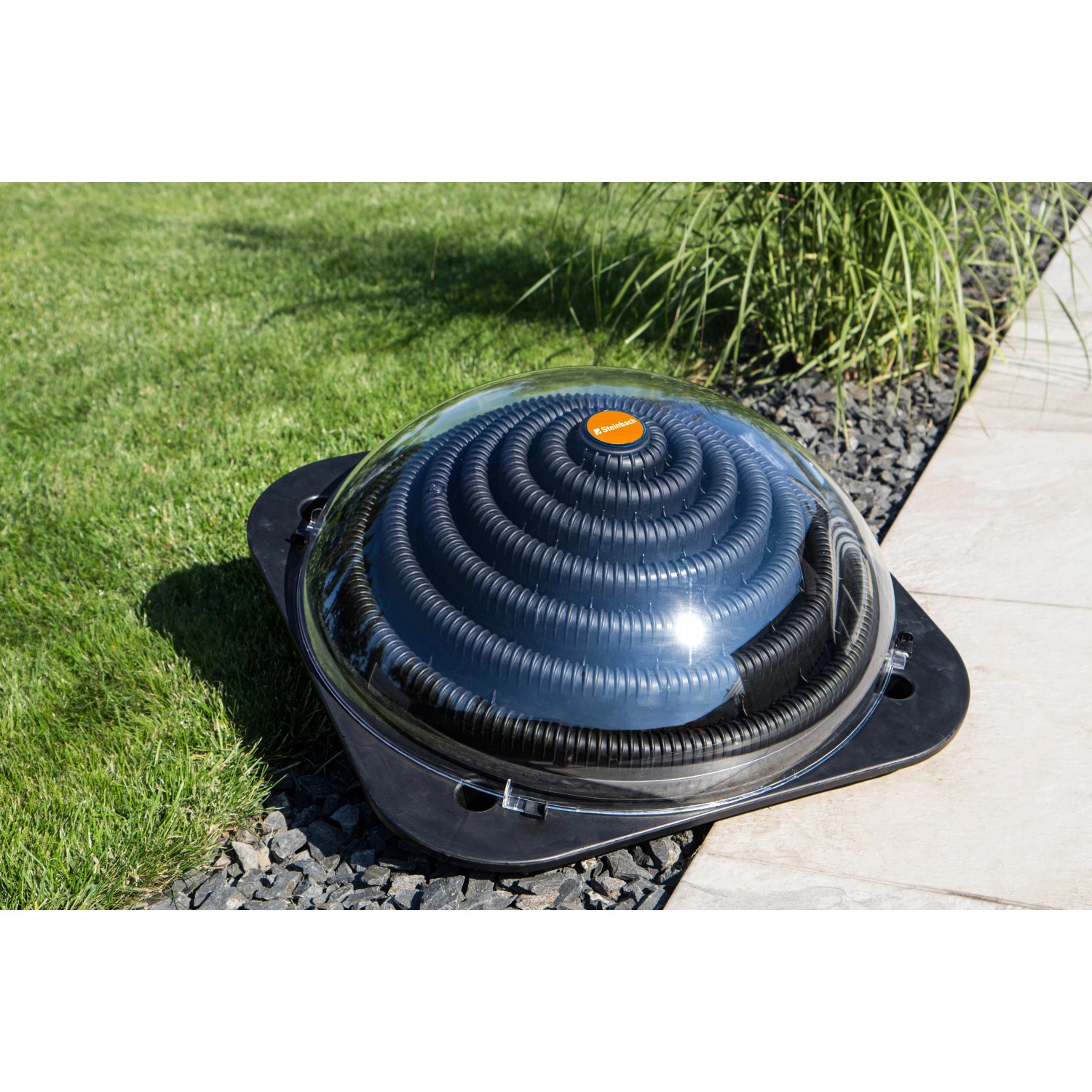 Steinbach Solarkollektor Speedsolar zur Poolwasser-Erwärmung mit halbkugelförmigem Design.