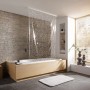 Kleine Wolke Duschrollo Clear 128x240 cm in einem modernen Badezimmer mit Badewanne.