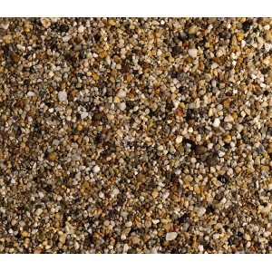 Nahaufnahme von kleinen, gemischten Kieselsteinen in Braun-, Beige- und Grautönen.