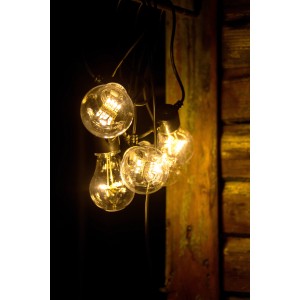 Konstsmide LED-Lichterkette mit 5 klaren, batteriebetriebenen Leuchtmitteln für den Außenbereich.