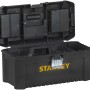 Geöffnete Stanley Kunststoffbox Essential 16 Zoll. Werkzeugkoffer mit Organizer und Metallschließen.