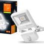 Weiße Ledvance LED-Außenleuchte Endura Flood mit Sensor, 10W, 3000K. LED-Strahler für den Außenbereich.