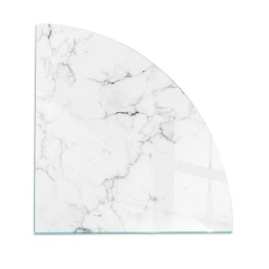 Weiße Glasplatte mit geädertem Marmormuster, viertelkreisförmig. Gehärtetes Glas als Bodenschutz für Kamin & Ofen.