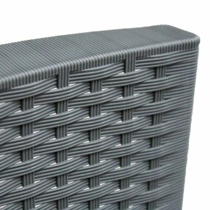 Graues Polyrattan-Geflecht des Svita Lima Bistrosets. Wetterbeständiges Material für Gartenmöbel, Stühle, Tisch.