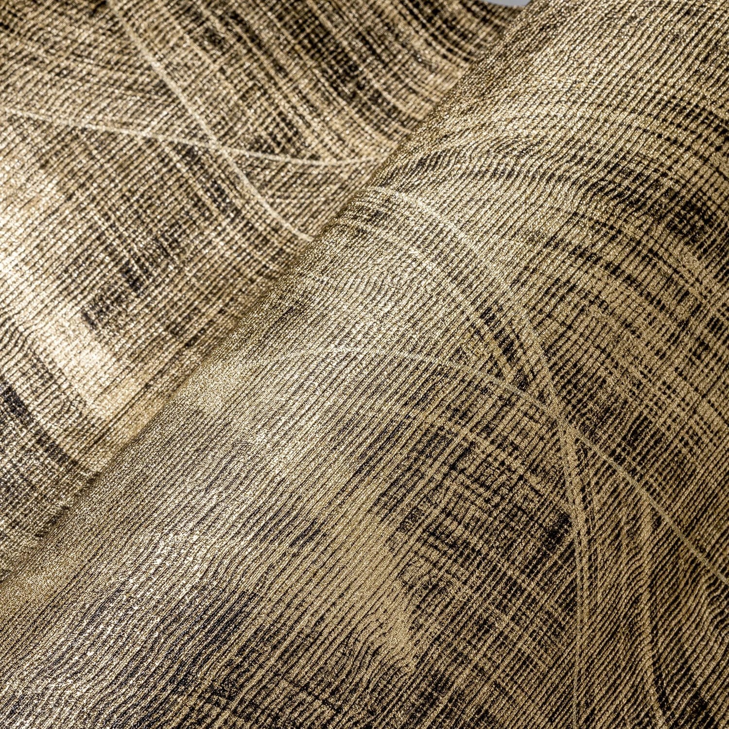 PROFHOME 3D Tapete Chevron Muster in Gold und Schwarz, schimmernd. Dekorative Vliestapete mit grafischem Design.