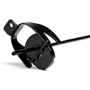 Schwarzer BW Adapter für Metall-Kraftstoffkanister mit Rohr zum Anschluss einer Leitung.