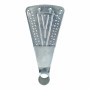 Detailaufnahme einer Stufe der feuerverzinkten Dolle Außenspindeltreppe Gardenspin.