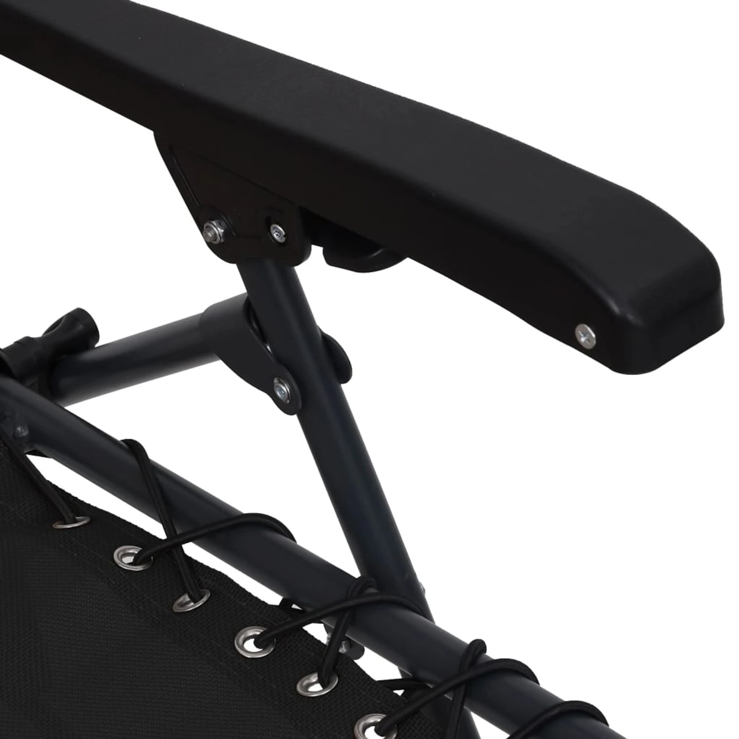 Detailaufnahme: Schwarzer, klappbarer Textilene-Liegestuhl von vidaXL mit Armlehne und Stahlrahmen.