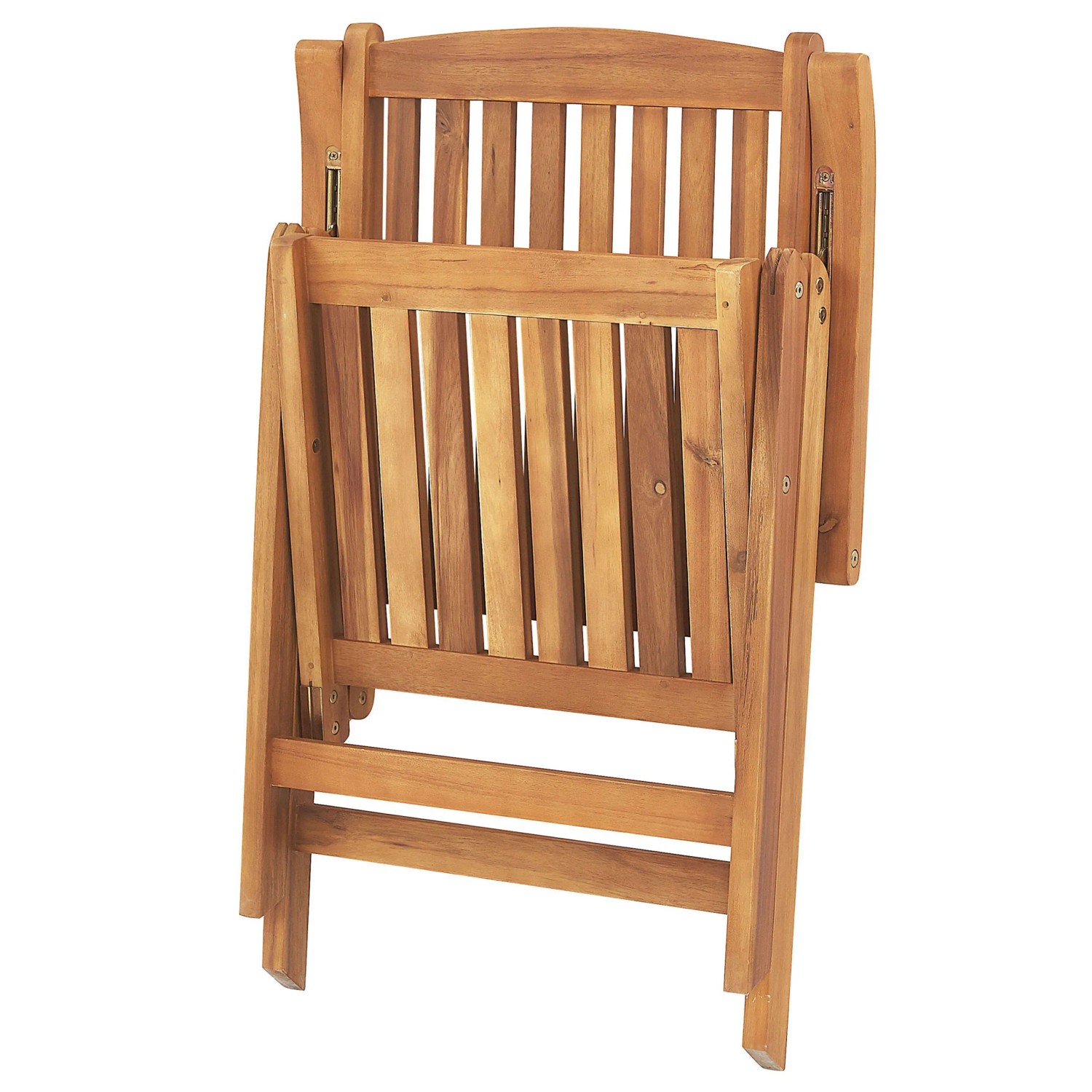 Zusammengeklappter, heller Holzfarbton Gartenstuhl Beliani, ideal zur platzsparenden Aufbewahrung.