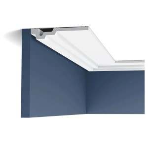 Weiße ORAC DECOR C353 LUXXUS Eckleiste als Deckenabschluss im Raum.