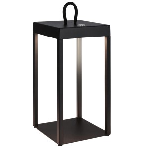 Schwarze, dimmbare LED Laterne Luca von Brilo, spritzwassergeschützt und mit Tragegriff.