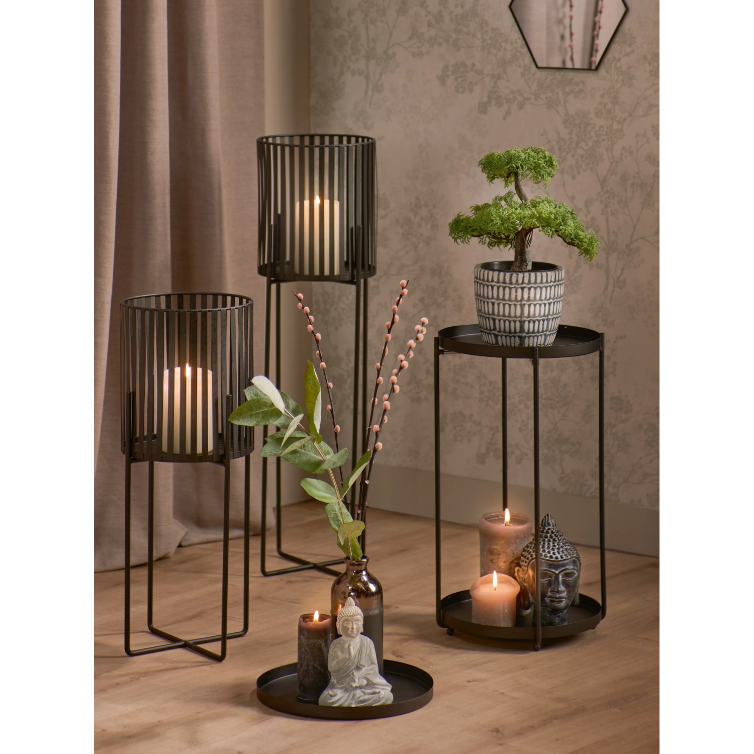 Dunkelgrauer Pflanztopf Minimalist Zen (Ø 13,5 cm) aus Terrakotta für kleine Pflanzen.