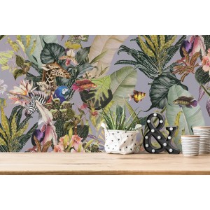 Vliestapete mit Blumen, Tieren, Dschungel-Motiv in Grün und Grau.
