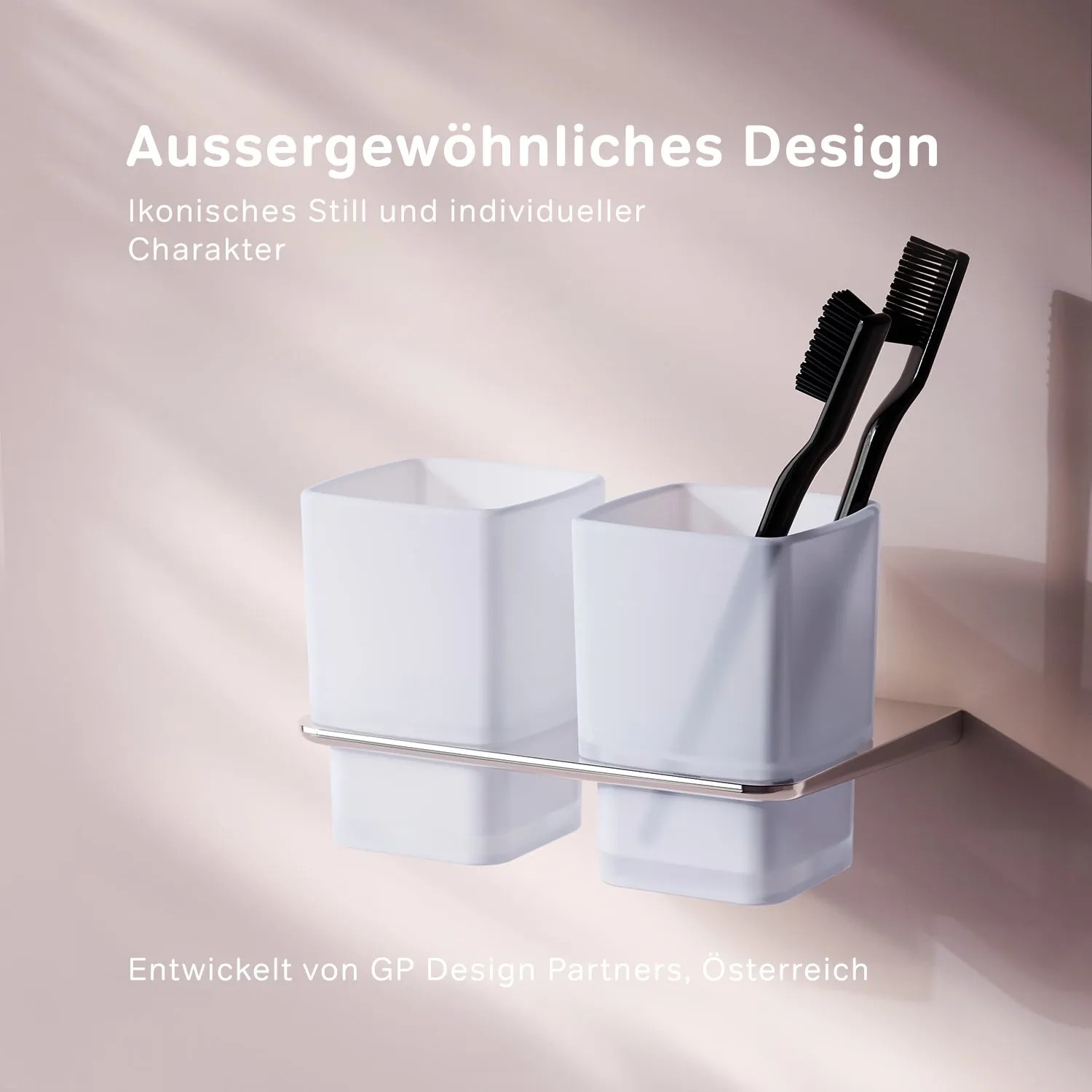 AM.PM Doppelglasbecher mit Chrom-Wandhalterung Inspire V2.0 mit zwei Zahnbürsten.