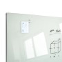 Rahmenloses, weißes Glas Whiteboard 60x90cm mit Notizen und Zeichnung, magnethaftend.
