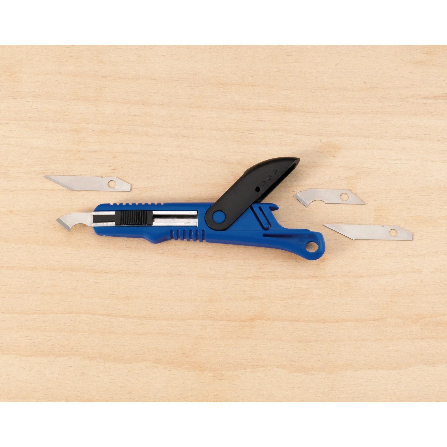 LUX Präzisionsmesser Classic mit blauer Griff und verschiedenen Klingen.