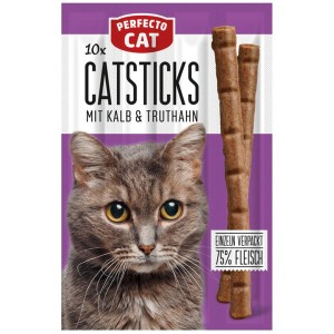 Perfecto Cat Sticks Kalb & Truthahn, 10 Stück. Katzenleckerli mit Katze auf der Packung.