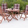 Merxx Borkum Gartenmöbel-Set: Klapptisch mit 4 Klappsesseln und karierten Auflagen.