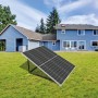 Schwaiger Solarmodul Ständerwerk SOBM1030, verstellbar, aus Aluminium, schwarz, auf Rasen vor Haus.