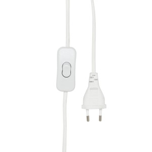 Detailaufnahme von Kabel, Stecker und Schalter der PR Home Nell Tischleuchte.