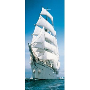 Sanders & Sanders Fototapete: Blaues Segelboot auf dem Meer unter blauem Himmel.