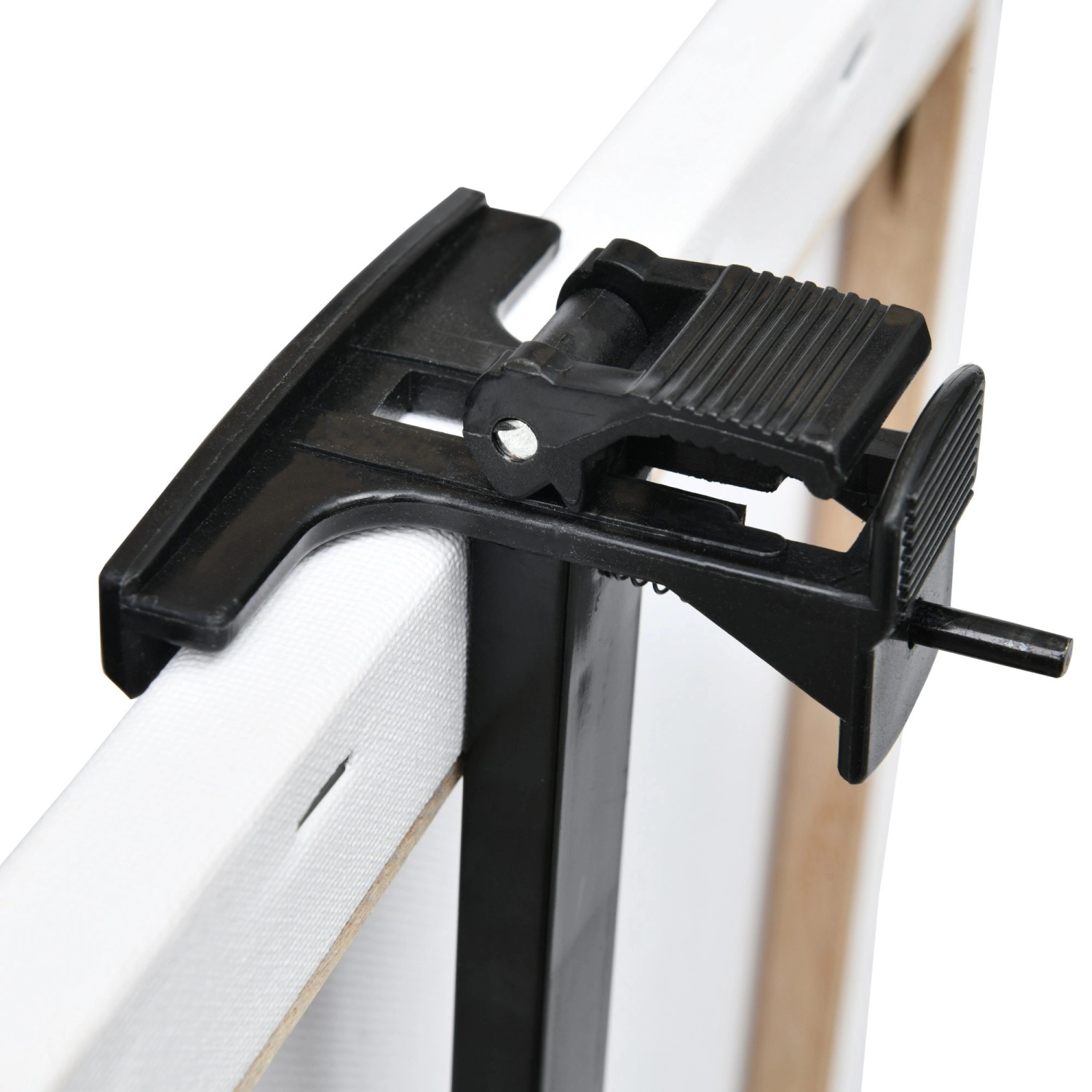 Detailaufnahme der Leinwandhalterung der Artina Paris Metall Staffelei.