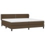 Dunkelbraunes vidaXL Boxspringbett 200x200 cm mit Matratze und Kopfteil.