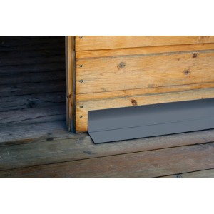 Anthrazitfarbenes HG 27 L-Profil aus Aluminium (100x100 mm) als Kantenschutz an einer Holzwand.