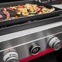 Weber Slate GPD 76cm Premium Plancha Gasgrill mit Gemüse und Oktopus.