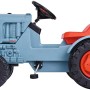 BIG Traktor Eicher Diesel ED 16 Trettraktor, blau mit roten Akzenten, Seitenansicht.