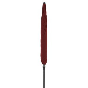 Geschlossener, bordeauxroter Doppler Marktschirm Ø 208 cm mit Handöffner.