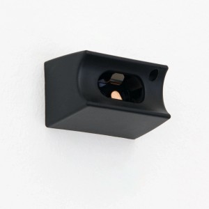 Schwarze Orion Lightstyle Lampenfassung S14D aus Kunststoff für Linienlampen.