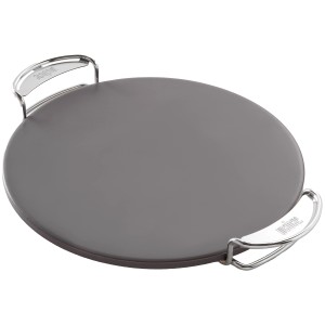 Weber Crafted Pizzastein, glasiert, mit Griffen. Grillutensil für knusprige Pizza.