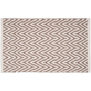 Wenko Badematte Altai mit Ethno-Muster in Beige/Weiß, aus recycelten PET-Flaschen.