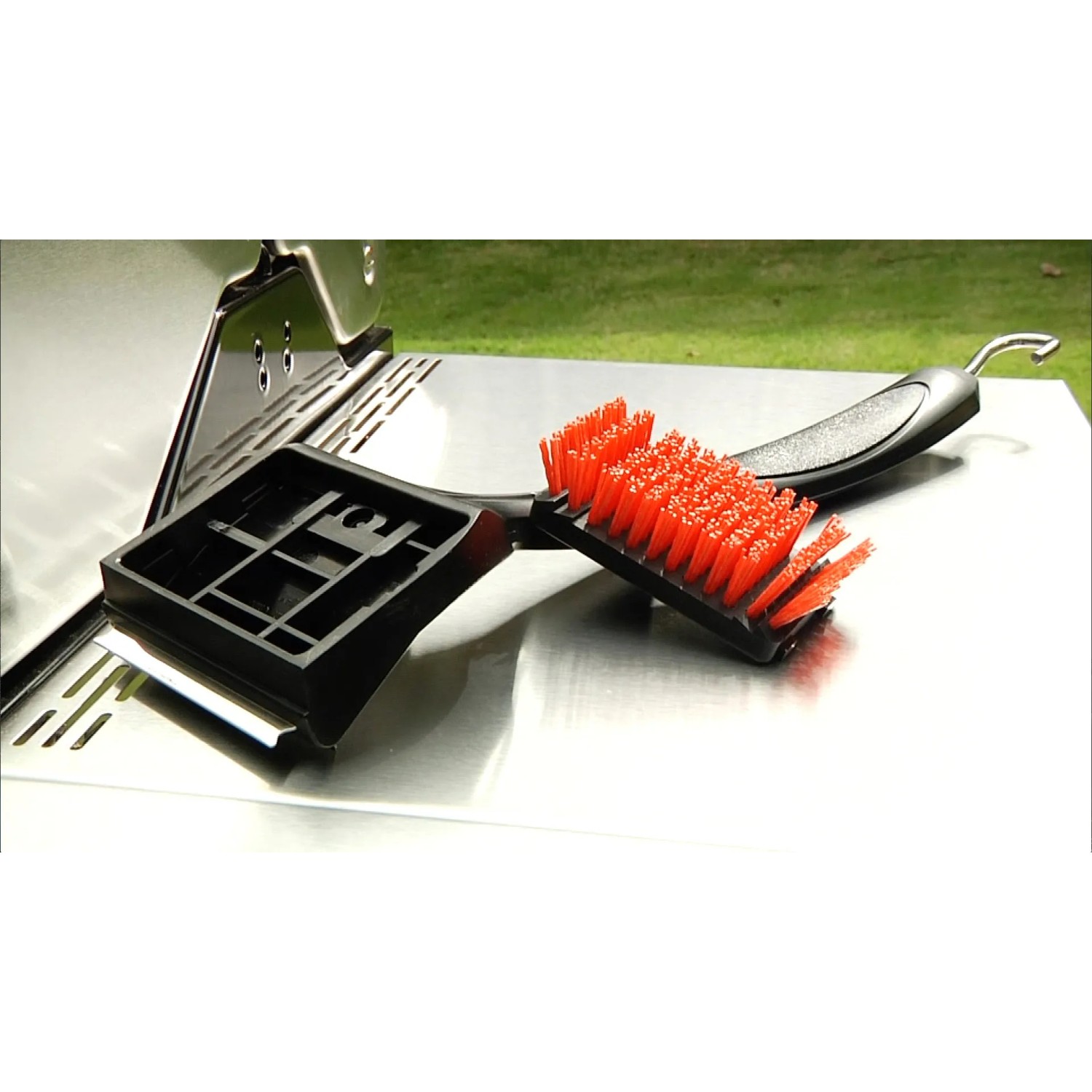 Char-Broil Grillbürste Cool Clean Premium mit Schaber und Haken für Grillroste.