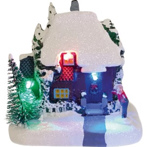 Beleuchtetes Weihnachtsdorf mit schneebedecktem Haus, Tannenbaum und Figur. Mehrfarbige Kunststoff-Weihnachtsdekoration für Tisch & Fensterbank.