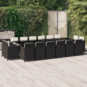 Schwarze 17-tlg. Garten-Essgruppe aus Poly Rattan mit Tisch, Stühlen und cremefarbenen Kissen.